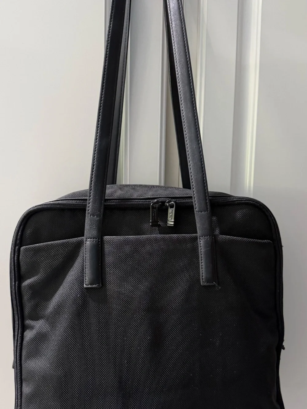 Tumi Vintage Black Ballistic Nylon and Leather City Q Tote